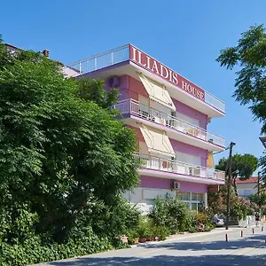 Iliadis House Szárti