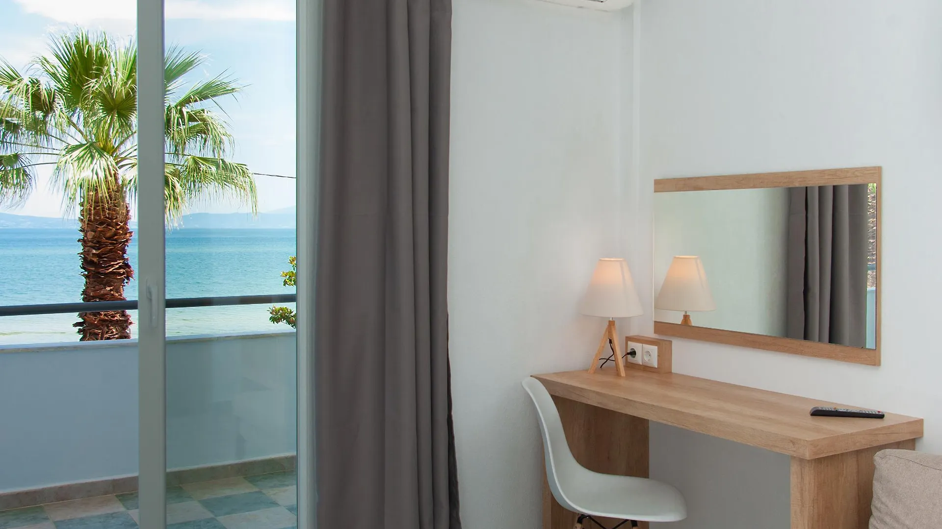 Calma Beach Hotel Stavros